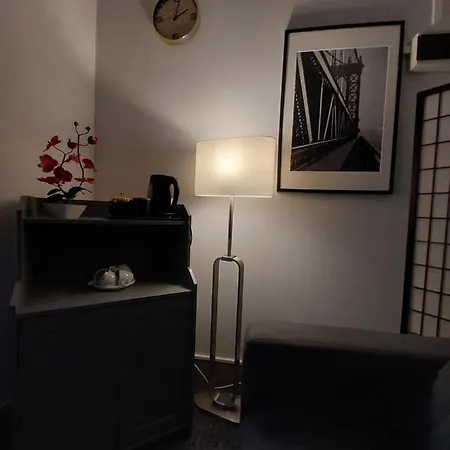 Pinto Guest * Варшава